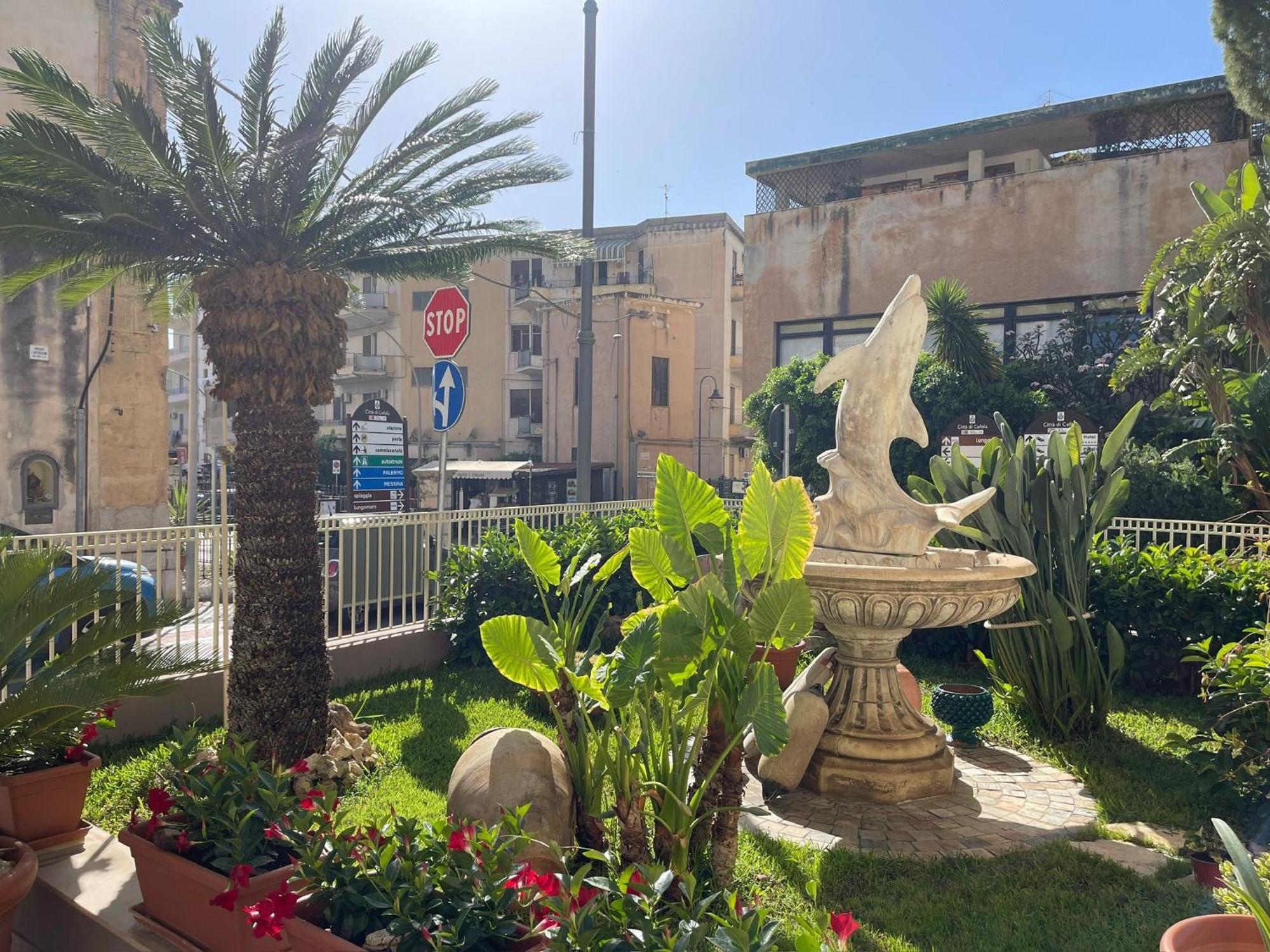 Il Delfino Holiday House Cefalu Exterior photo